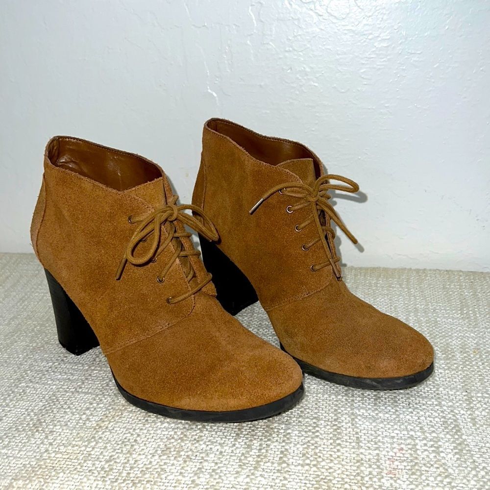 Like New Franco Sarto Women’s Wenda Ankle Bootie Heels Brown Leather Size 9.5